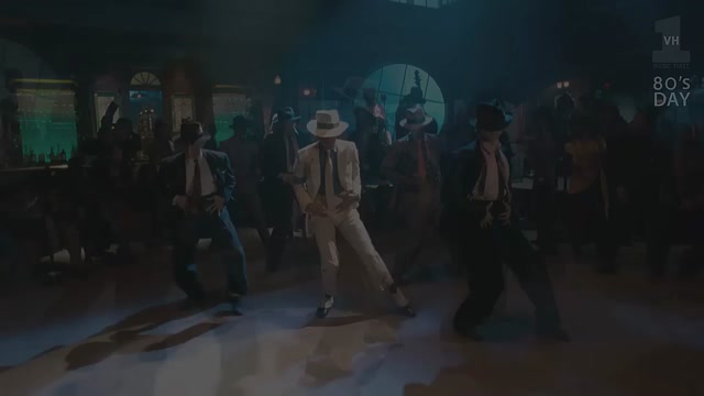 Michael Jackson - Smooth Criminal (бг превод) Mайкъл Джаксън - Изискан Престъпник