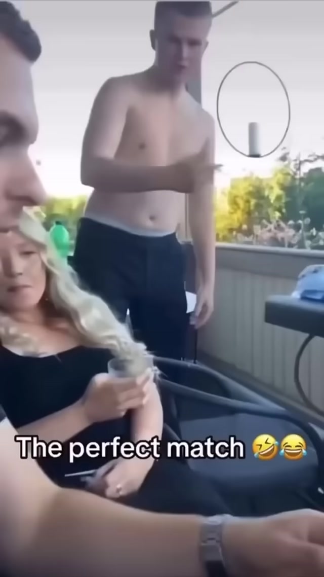 Boiler room Chair and Bass