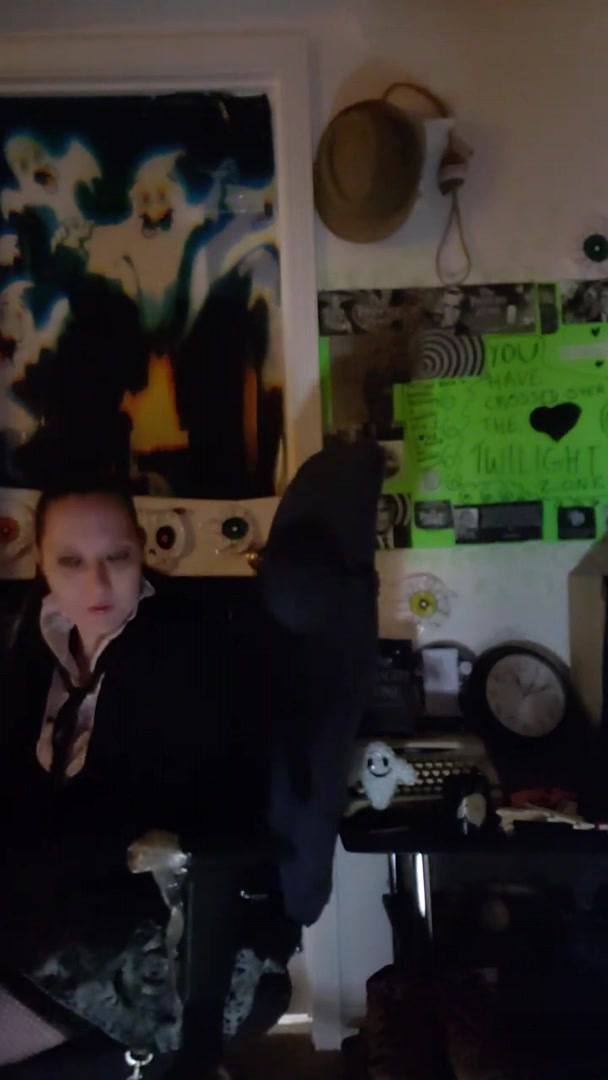 Twilight zone reacting #1 in rod Serling memory