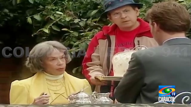 Pecados Capitales (2002) - Doris Diciéndole a Amadeo Traiga Las Galletas y Escuchando a Philippe du Pont- Caracol TV DTUBE