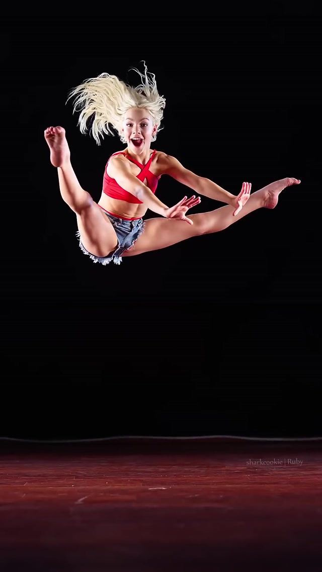 Ruby's leaps are extra crazy  #dancephotography #slowmotion - Sharkcookie Photography