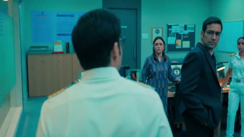 Taskaree.The.Smugglers.Web.S01.E06.Hindi.720p.NF.WEBRip.ESubs.x264