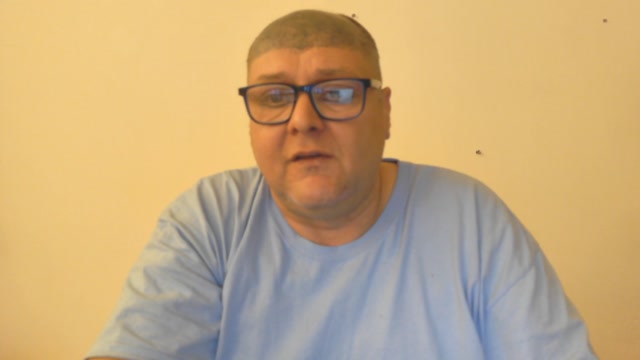 MEGLIO VOTARE LA MERDA TANTO FINISCE A MERDA