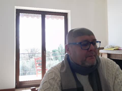 MIA SORELLA E' UNA SPACCONA