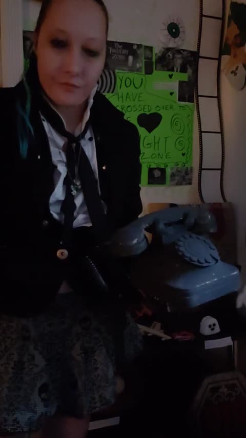 Twilight zone reacting #3 in rod Serling memory