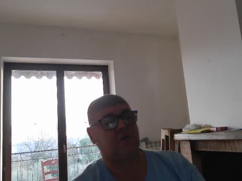 CHI E' PIU' GRANDE PIU' FORTE VERRA' FAVORITO PER PRIMO 33 VOLTE SU 66 GLI ESCREMENTI SESSUALI SONO TROPPO PICCCCOLI E DEBOLI VERRANNO AIUTATI  PER ULTIMI