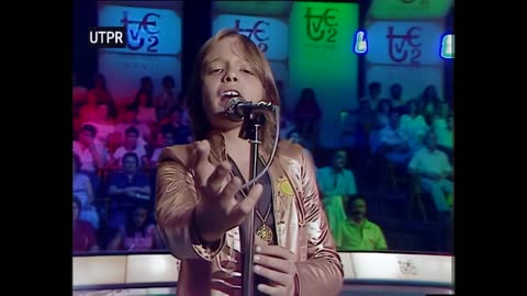 LUIS MIGUEL _ 1 + 1 = 2 Enamorados (1982) HD Remaster