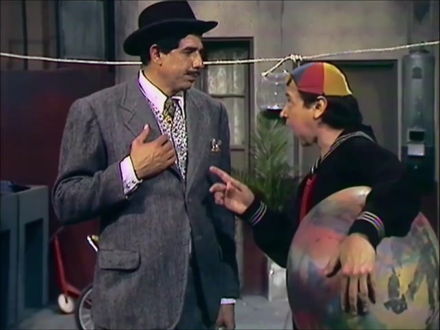 Chaves #137 - As calças do Seu Madruga (1976)