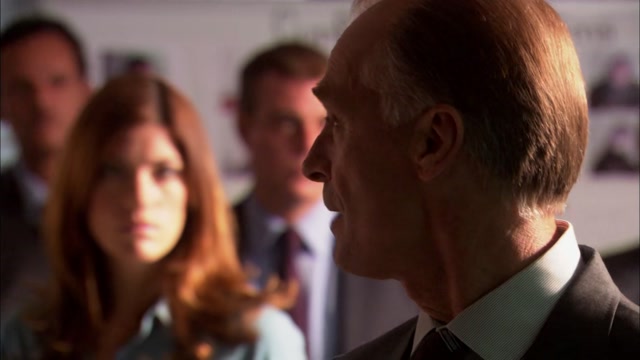 Dexter.(2006).-.S02E10.-.There_s.Something.About.Harry..x265.WEBRIP.1080p.es-lat.en.