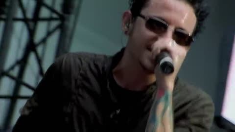 Linkin Park - One Step Closer (Live In Texas) - Linkin Park (720p, h264)