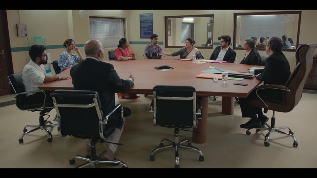 Maamla.Legal.Hai.S02E06.1080p.NF.WEB-DL.Hindi.DDP5.1.Atmos.H.264-HDHub4u.Ms