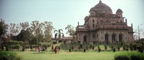 HAQ.2025.720p.HEVC.Hindi.WEB-DL.5.1.ESub.x265-HDHub4u.Ms