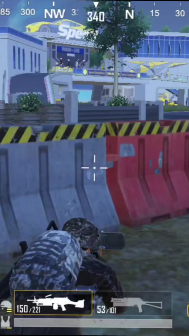 Ayudando aún compañero