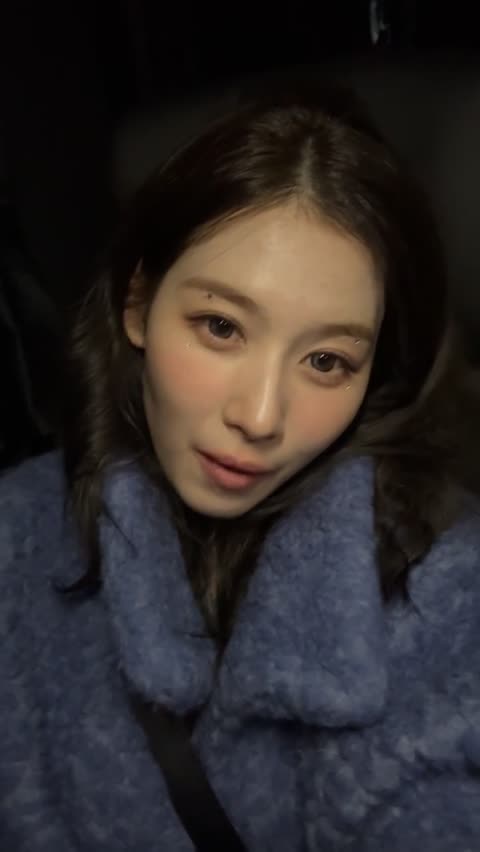 260206Twice Sana Instagram Live