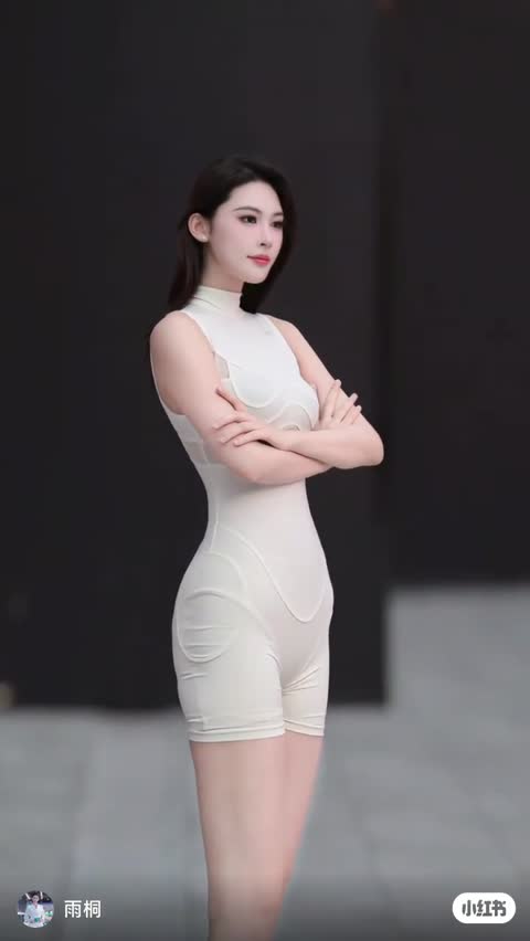 Camera_xhs_1765785060549