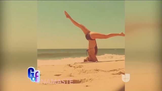 Thalía nos dio una tremenda demostración de yoga 60 FPS 4K BY ELO 3840x2160