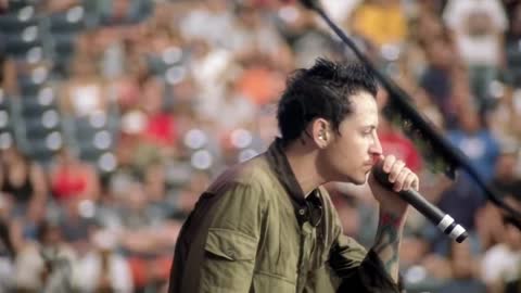 Linkin Park - P5hng Me A＊wy (Live In Texas) - Linkin Park (720p, h264)