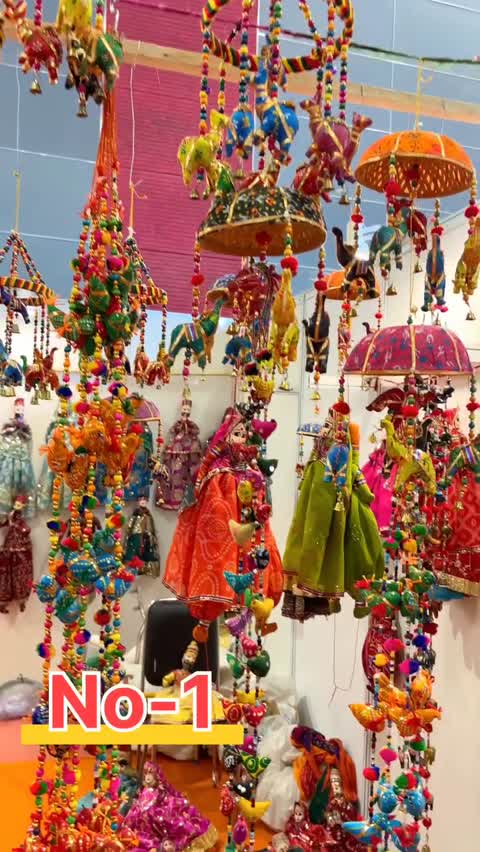 Take a quick walk with us through H 05! 🎨