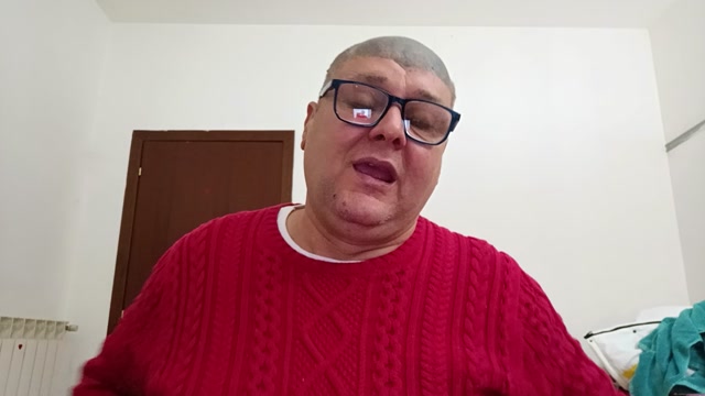  sei pronto a cullare un peso che crescerà fino ai vent'anni è una bella storia