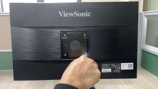 Q10100P Industrial Mini PC – Multi Serial Automation Use