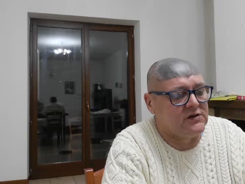 COMPLIMENTI AI MAGHI DEL SEX SENTI E VEDI STO VIDEO CHE CENSURA GLI HANNO FATTO SI BLOCCA ED E' STATO TAGLIATO