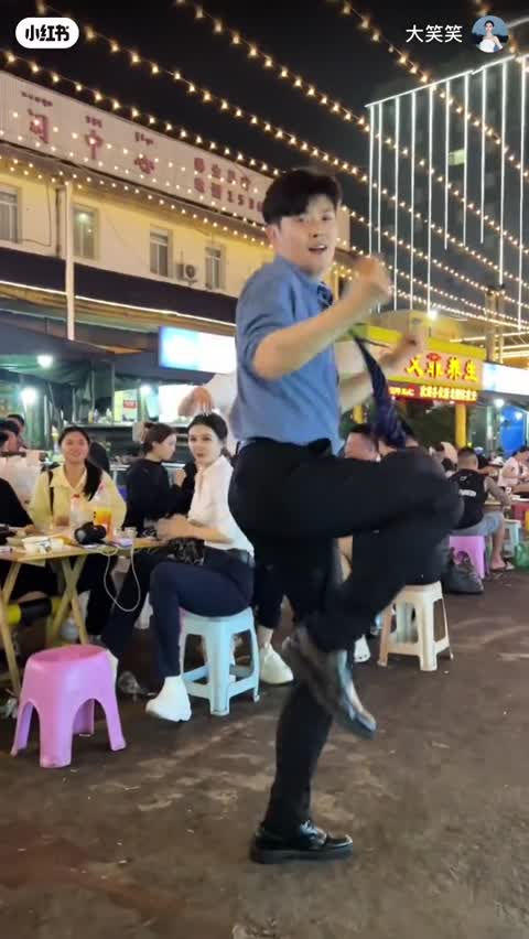 Camera_xhs_1765786089891