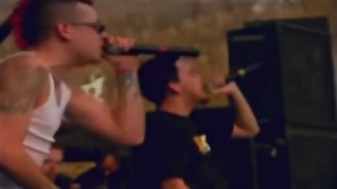 Linkin Park - Boarding for Breast Cancer 2001 (Full Webcast)