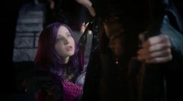 descendants_2015_lat_720p