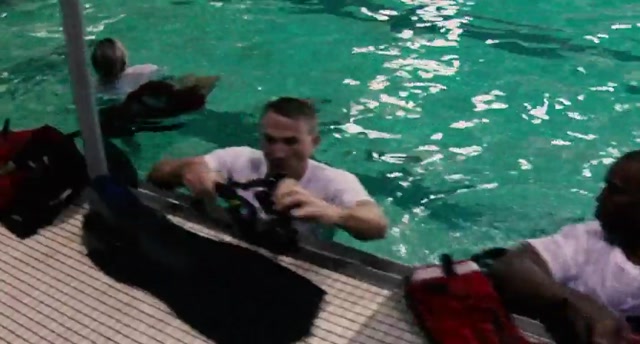 Hullámtörők (2006) The Guardian | Szinkronizált teljes online film